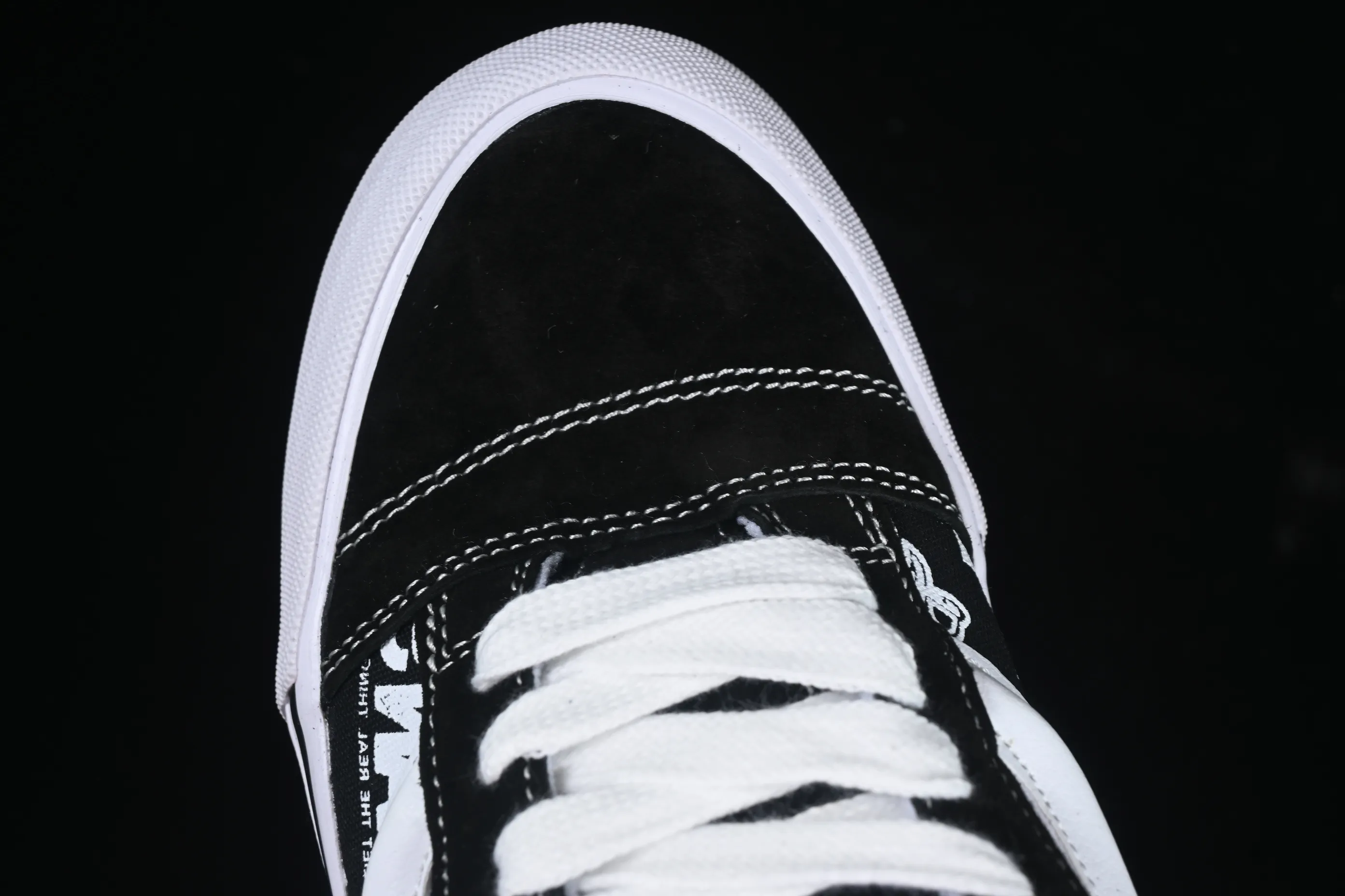 All categories Vans Vans series Vans Low Vans low-top Vans Knu Skool Comfortable and fashionable non-slip wear-resistant low-top casual bread shoes VN000CS0239